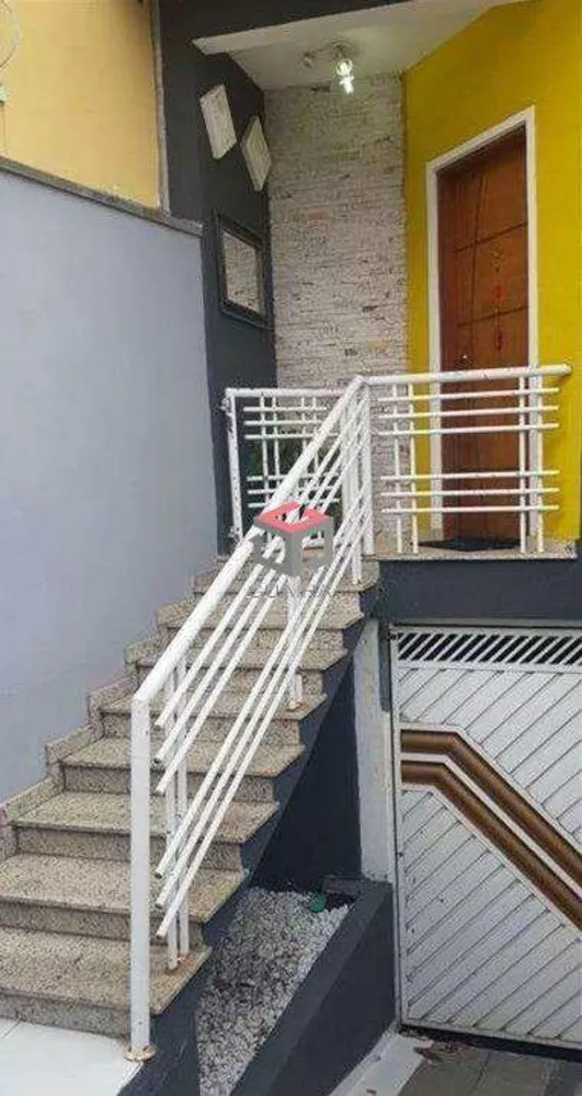 Sobrado à venda com 2 quartos, 212m² - Foto 3