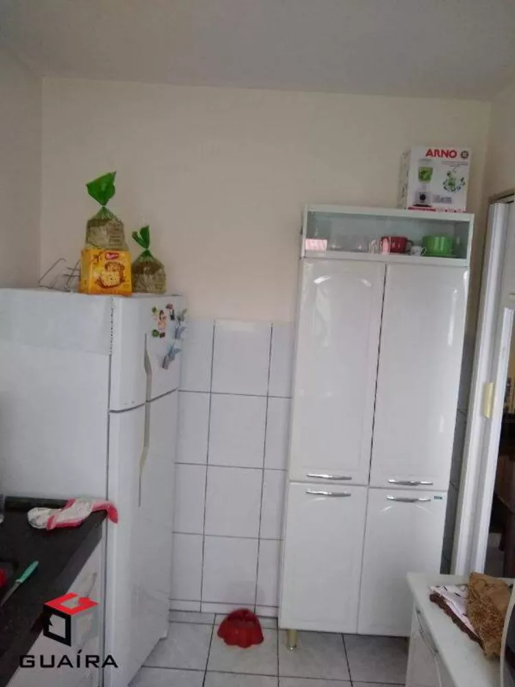 Apartamento à venda com 2 quartos, 42m² - Foto 3