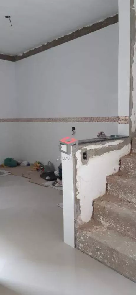 Sobrado à venda com 3 quartos, 230m² - Foto 3