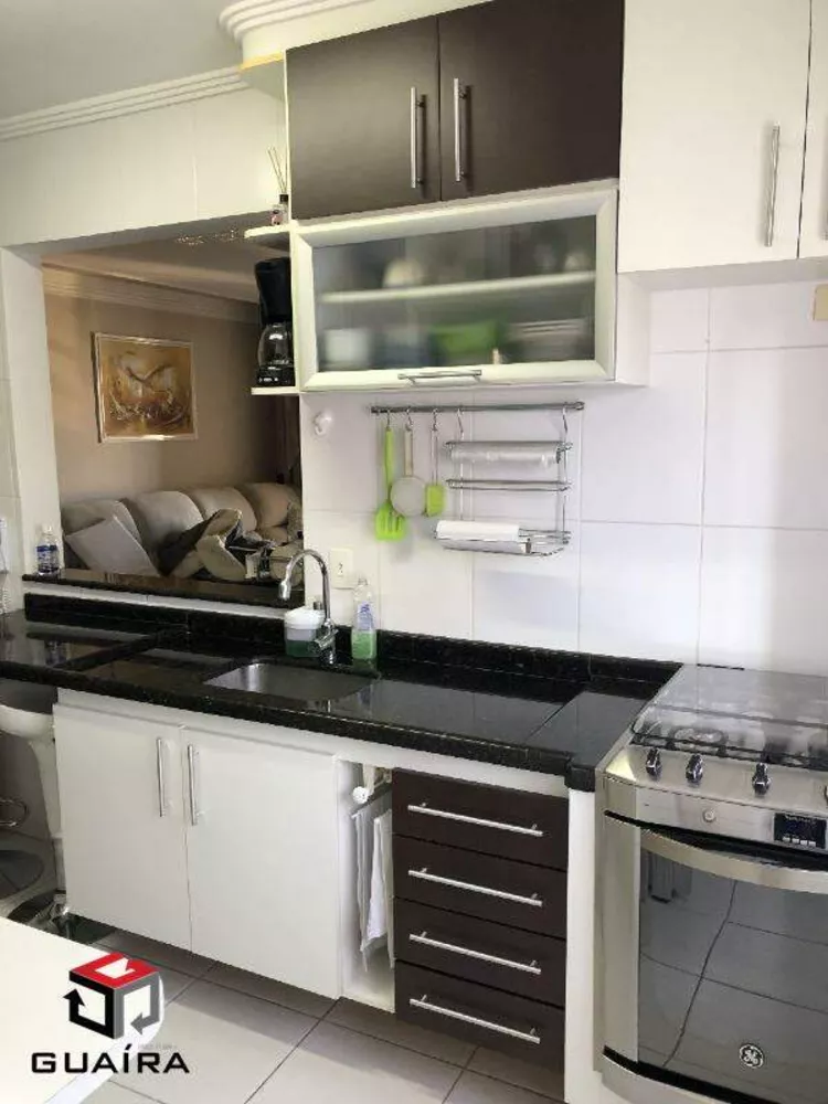 Apartamento à venda com 2 quartos, 64m² - Foto 4