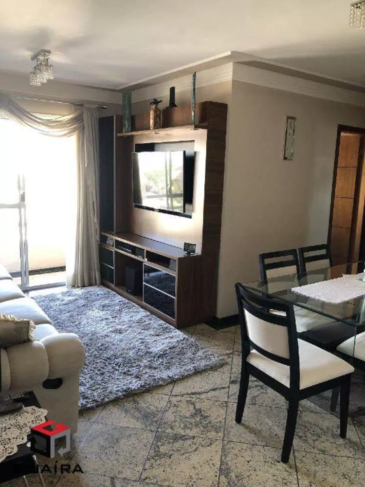 Apartamento à venda com 2 quartos, 64m² - Foto 1