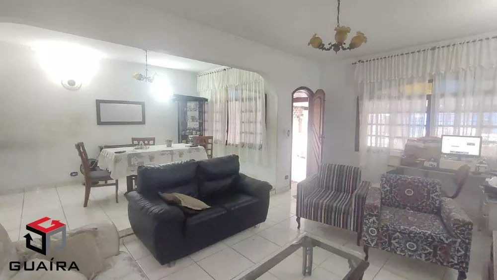 Casa à venda com 2 quartos, 149m² - Foto 1