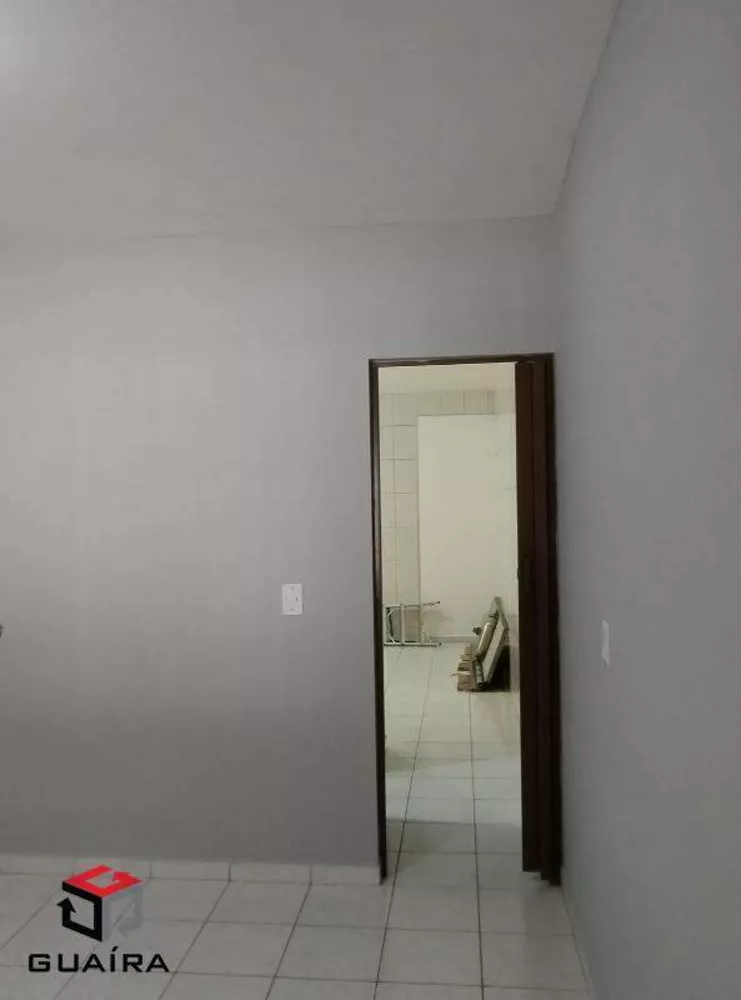 Sobrado à venda com 4 quartos, 219m² - Foto 2