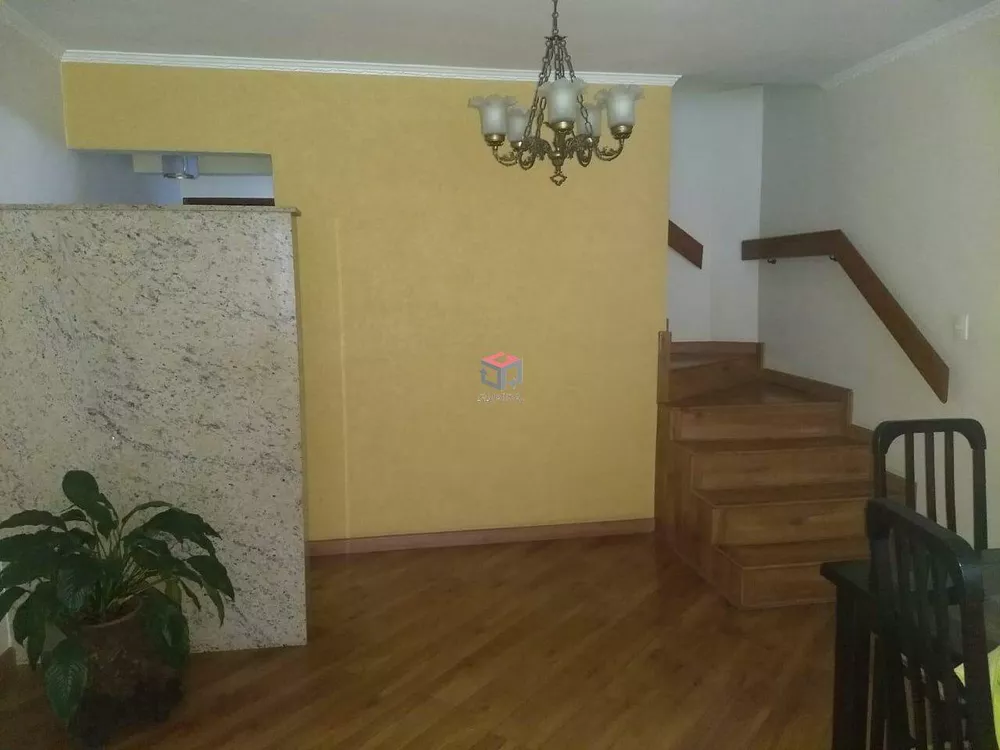 Sobrado à venda com 3 quartos, 267m² - Foto 3