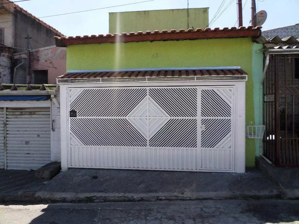 Sobrado à venda com 3 quartos, 205m² - Foto 1