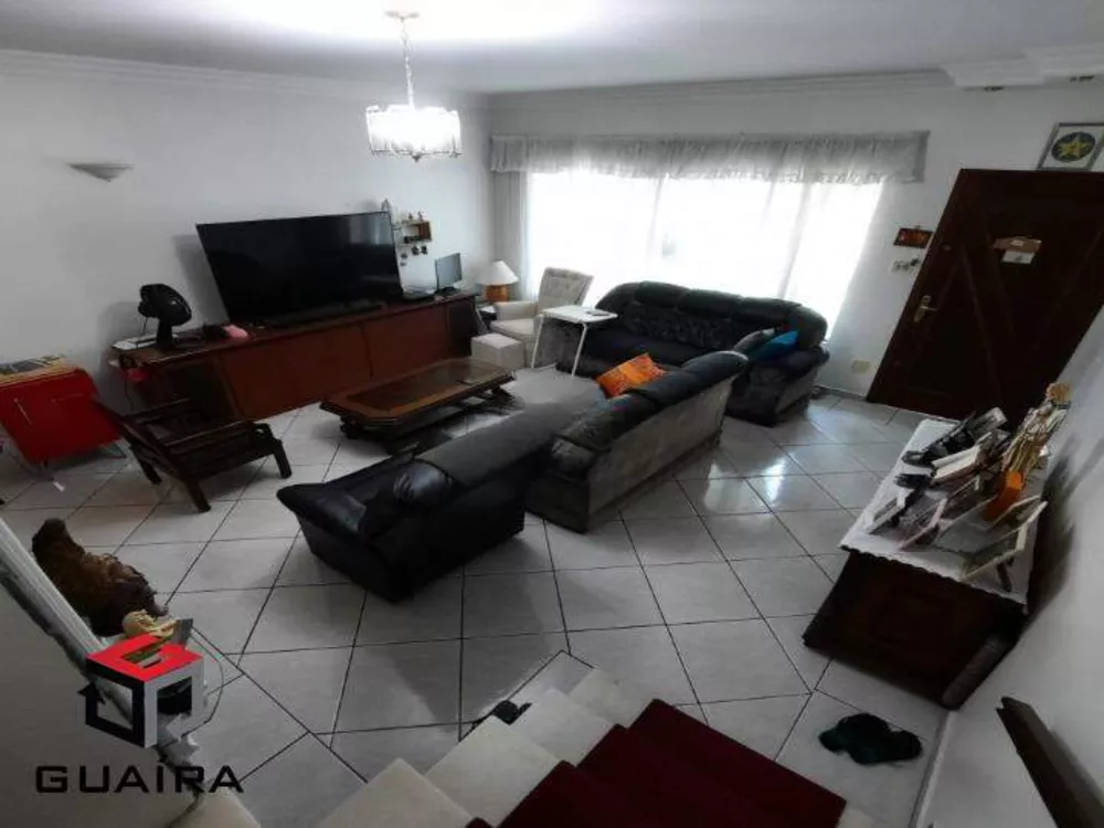 Sobrado à venda com 3 quartos, 258m² - Foto 1