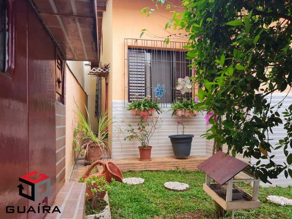 Casa à venda com 2 quartos, 160m² - Foto 2