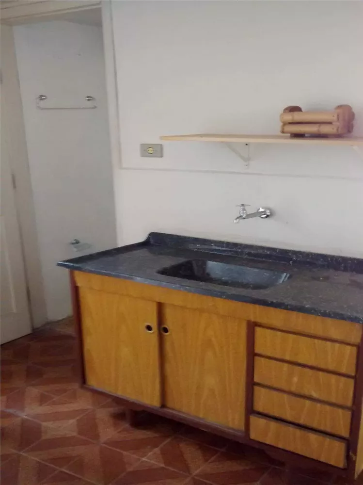 Casa à venda com 3 quartos, 194m² - Foto 2