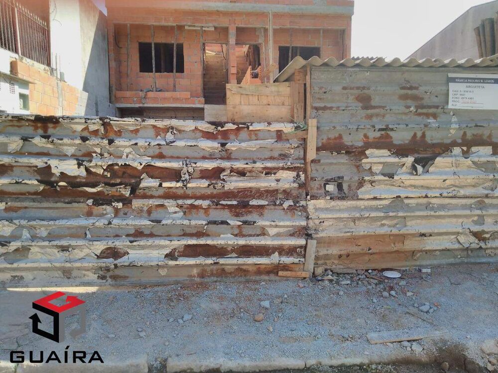 Casa à venda com 3 quartos, 117m² - Foto 2