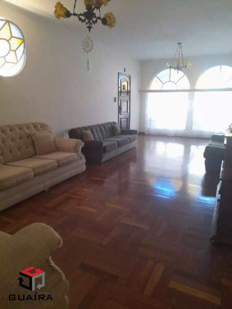 Sobrado à venda com 4 quartos, 185m² - Foto 1