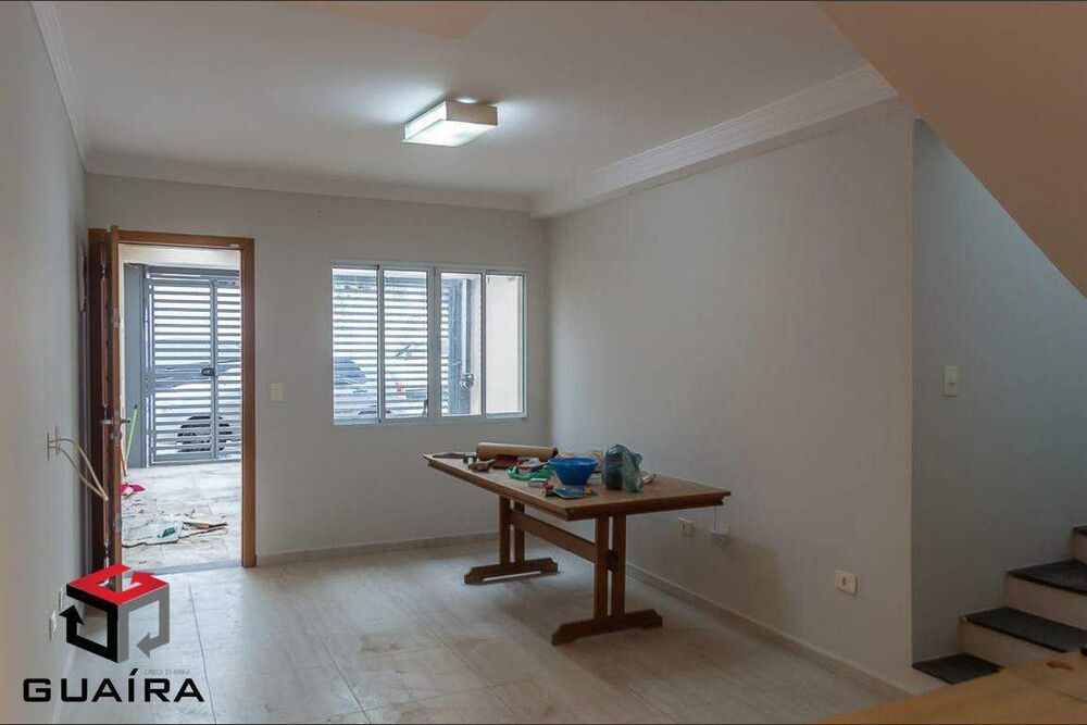 Sobrado à venda com 3 quartos, 140m² - Foto 1