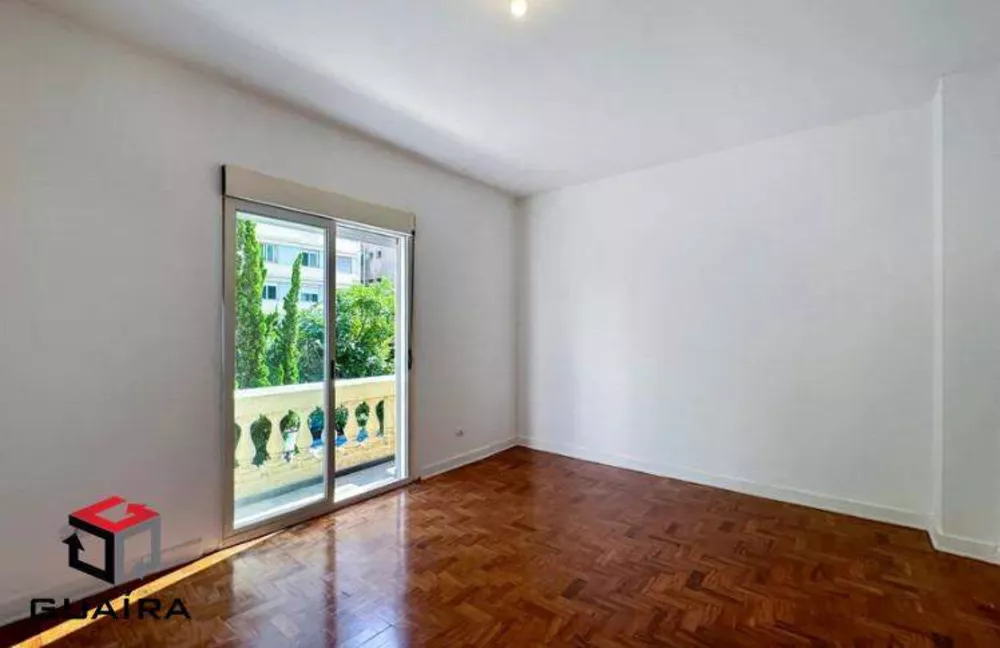 Apartamento à venda com 4 quartos, 204m² - Foto 1