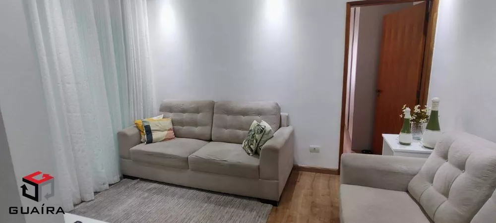 Casa à venda com 3 quartos, 129m² - Foto 1