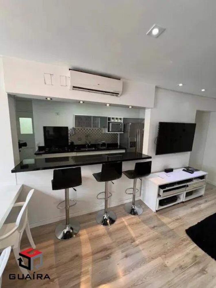 Apartamento à venda com 2 quartos, 80m² - Foto 2