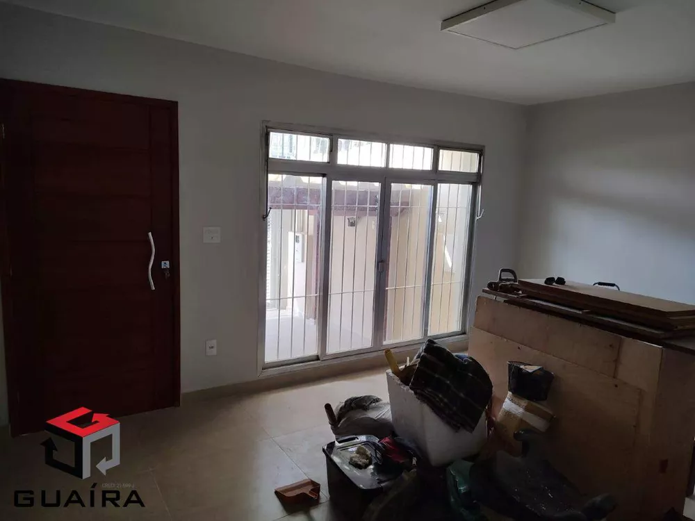 Sobrado à venda com 4 quartos, 230m² - Foto 2