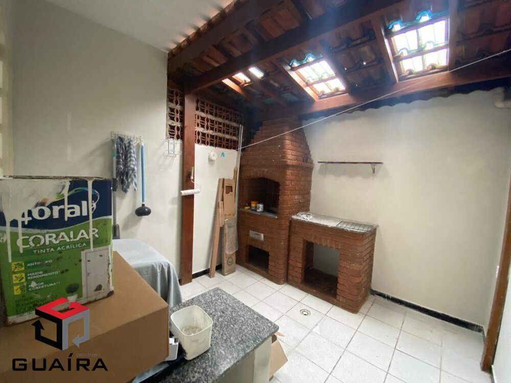 Sobrado à venda com 2 quartos, 77m² - Foto 4