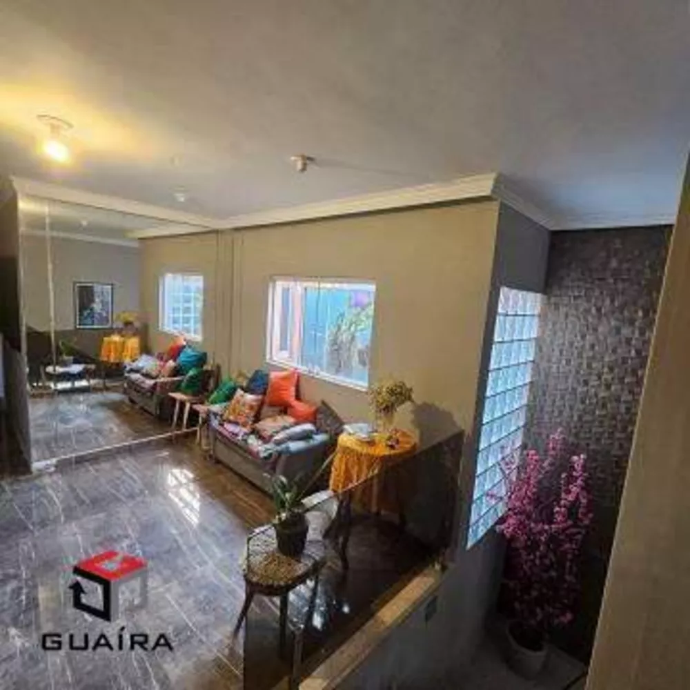 Sobrado à venda com 4 quartos, 385m² - Foto 1