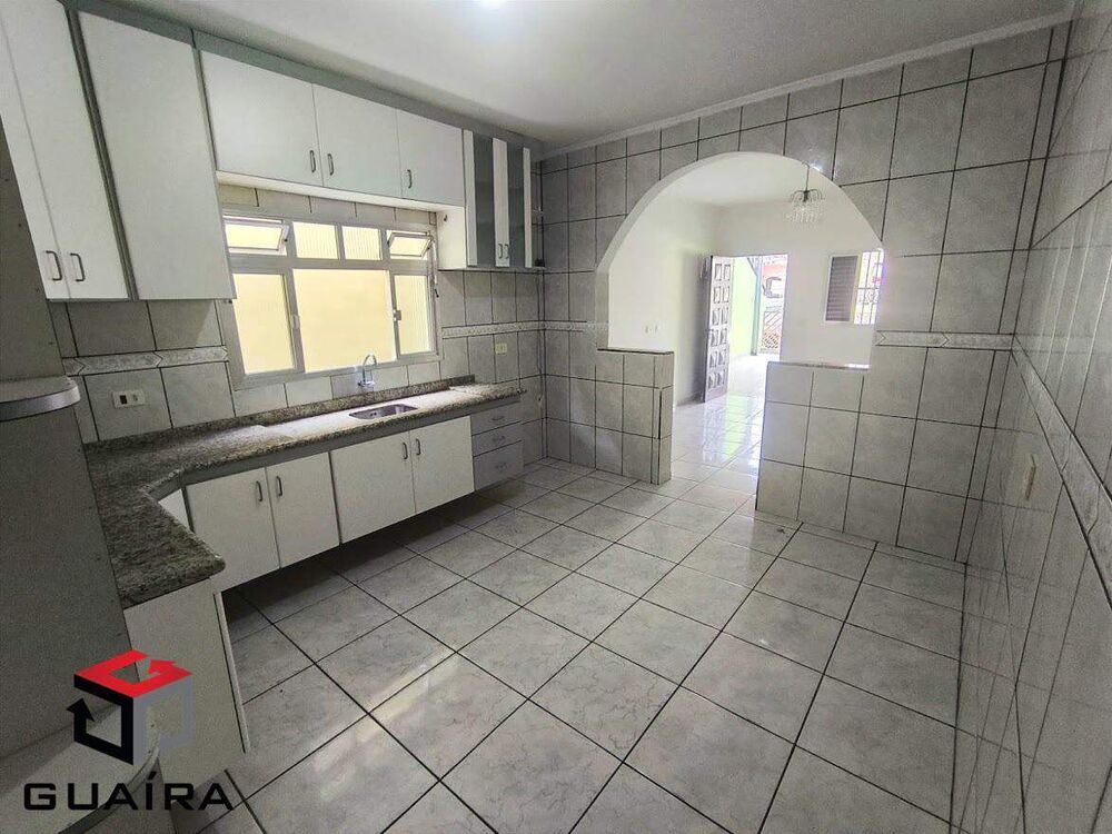 Sobrado à venda com 6 quartos, 244m² - Foto 3