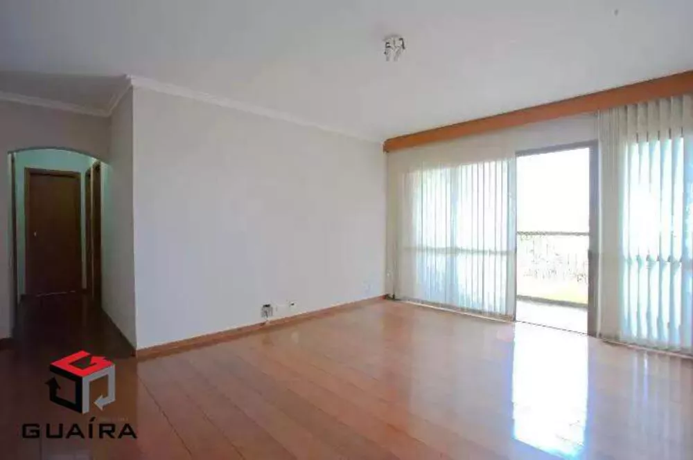 Apartamento à venda com 3 quartos, 130m² - Foto 1