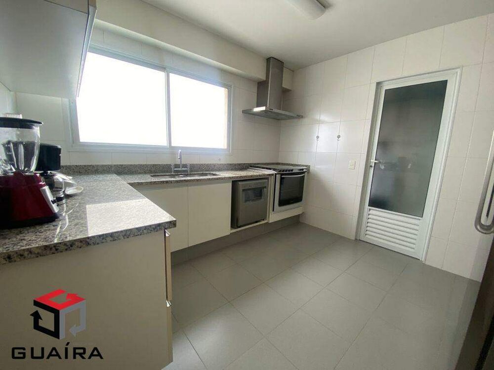 Apartamento à venda com 3 quartos, 200m² - Foto 7