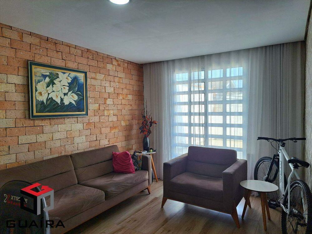 Sobrado à venda com 3 quartos, 150m² - Foto 1