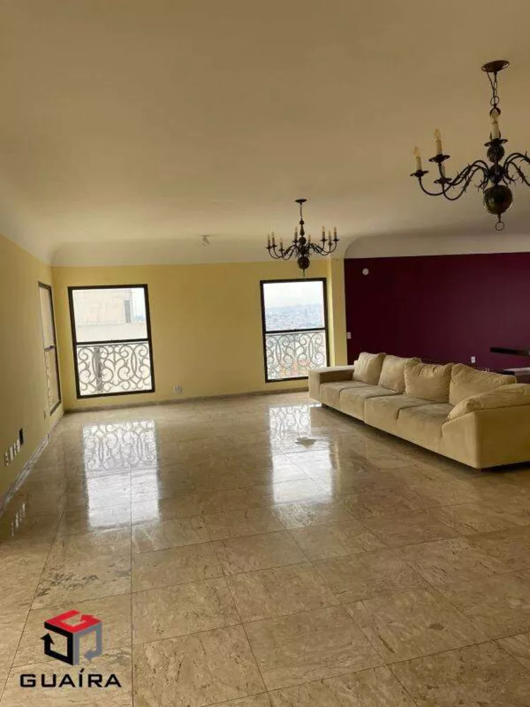 Apartamento para alugar com 4 quartos, 340m² - Foto 1