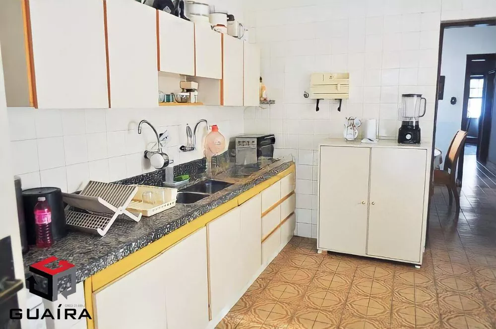 Sobrado à venda com 4 quartos, 300m² - Foto 4