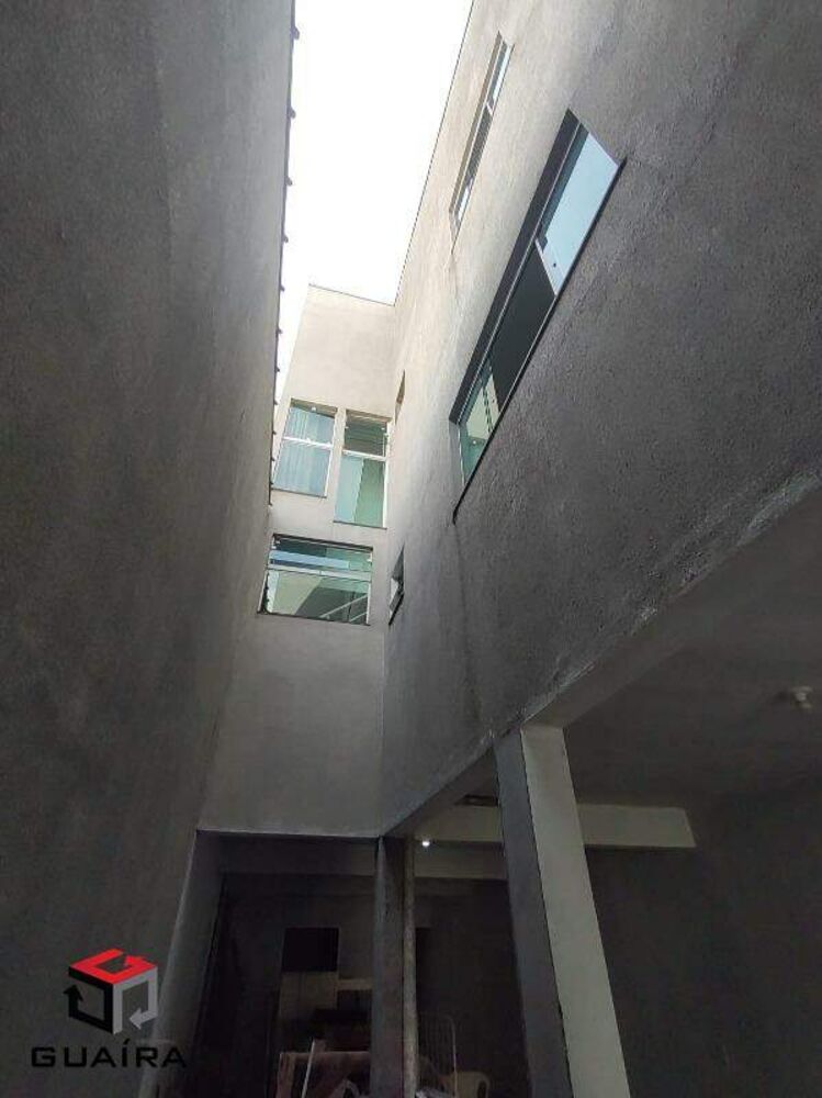 Sobrado à venda com 4 quartos, 250m² - Foto 4
