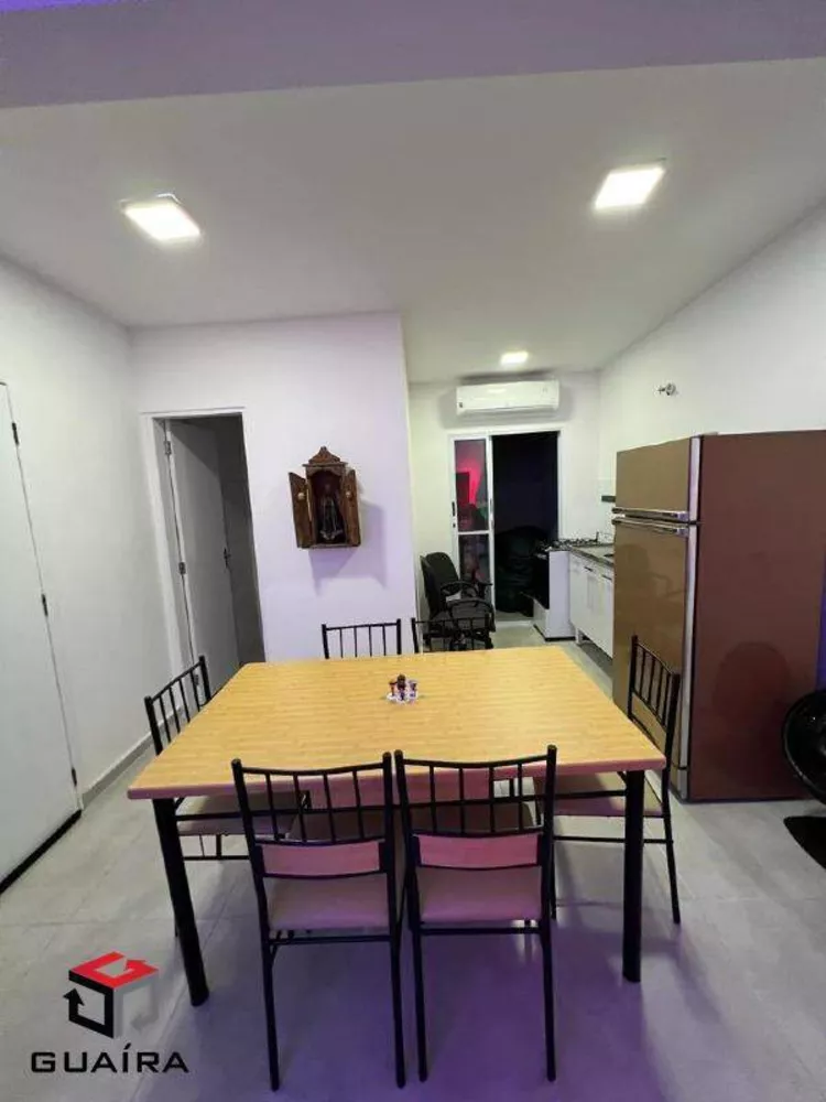 Casa à venda com 2 quartos, 100m² - Foto 1