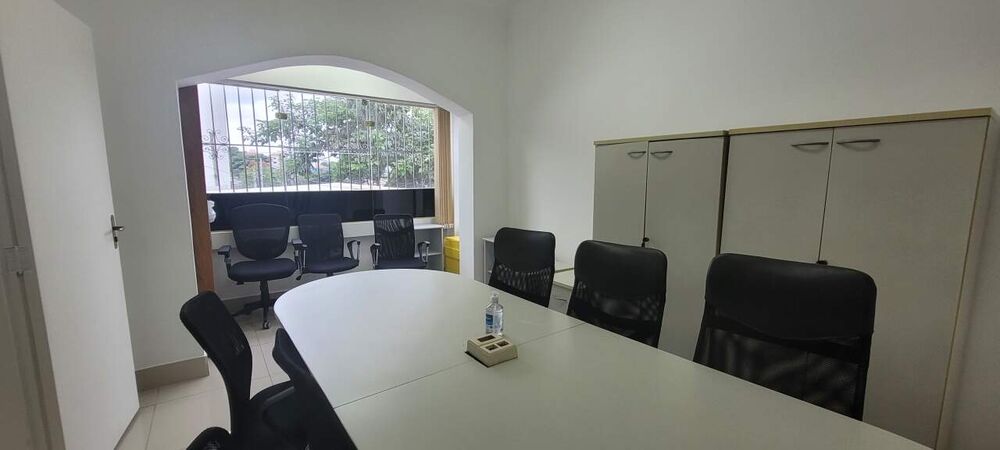 Sobrado à venda com 4 quartos, 264m² - Foto 4