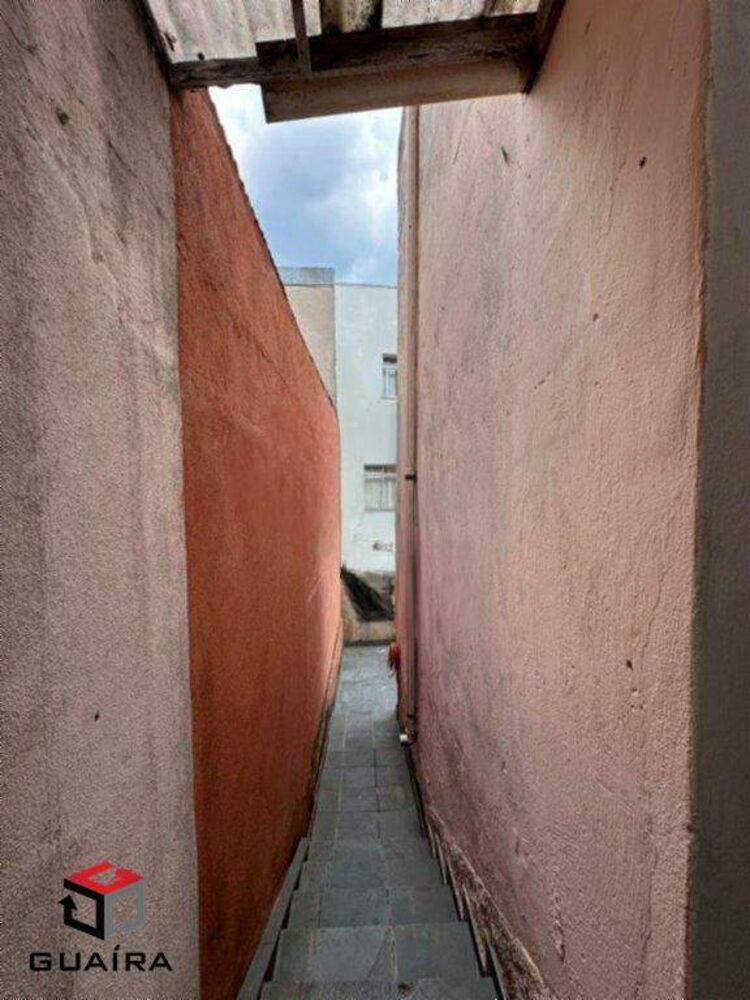 Sobrado à venda com 5 quartos, 256m² - Foto 4