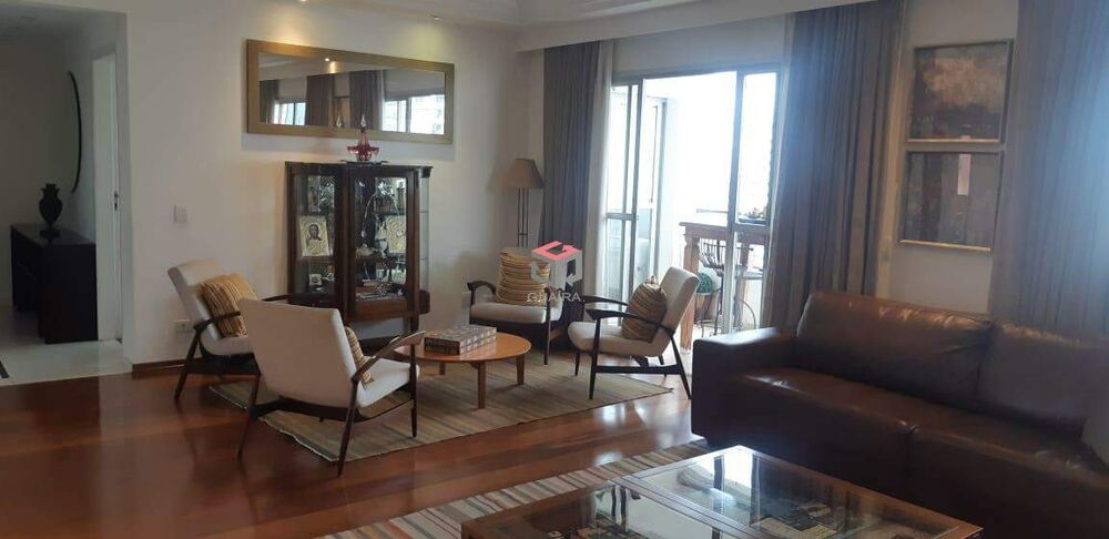 Apartamento à venda com 4 quartos, 240m² - Foto 2