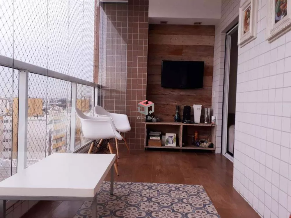 Apartamento à venda com 3 quartos, 193m² - Foto 3