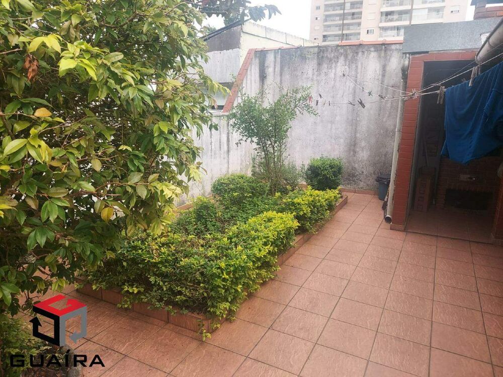Sobrado à venda com 3 quartos, 200m² - Foto 4