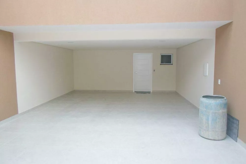 Sobrado à venda com 3 quartos, 224m² - Foto 3