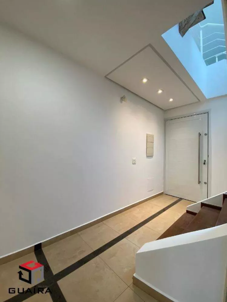 Sobrado à venda com 2 quartos, 230m² - Foto 2