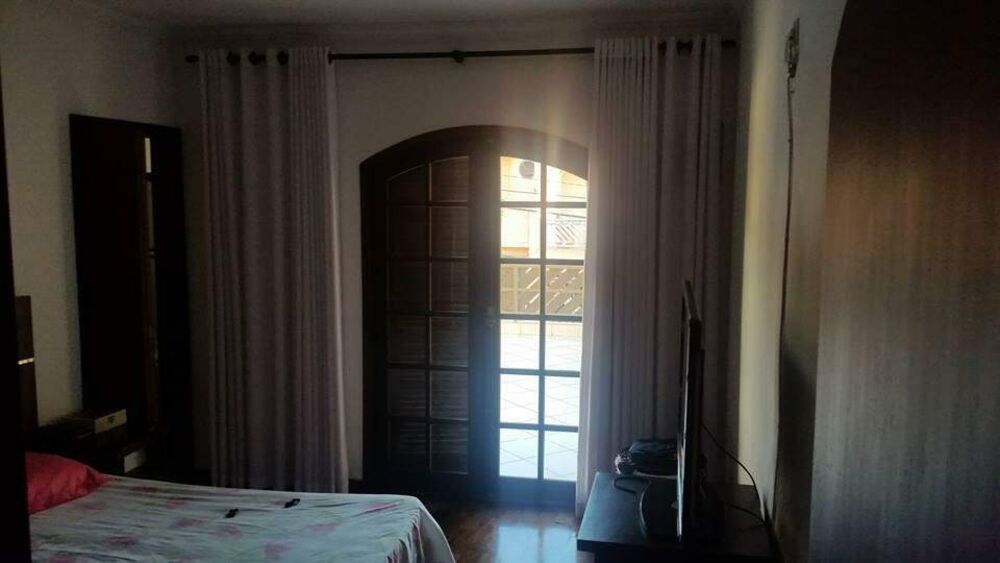 Sobrado à venda com 3 quartos, 229m² - Foto 3