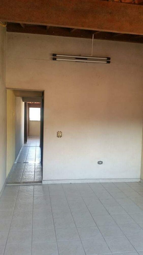 Sobrado à venda com 3 quartos, 229m² - Foto 1