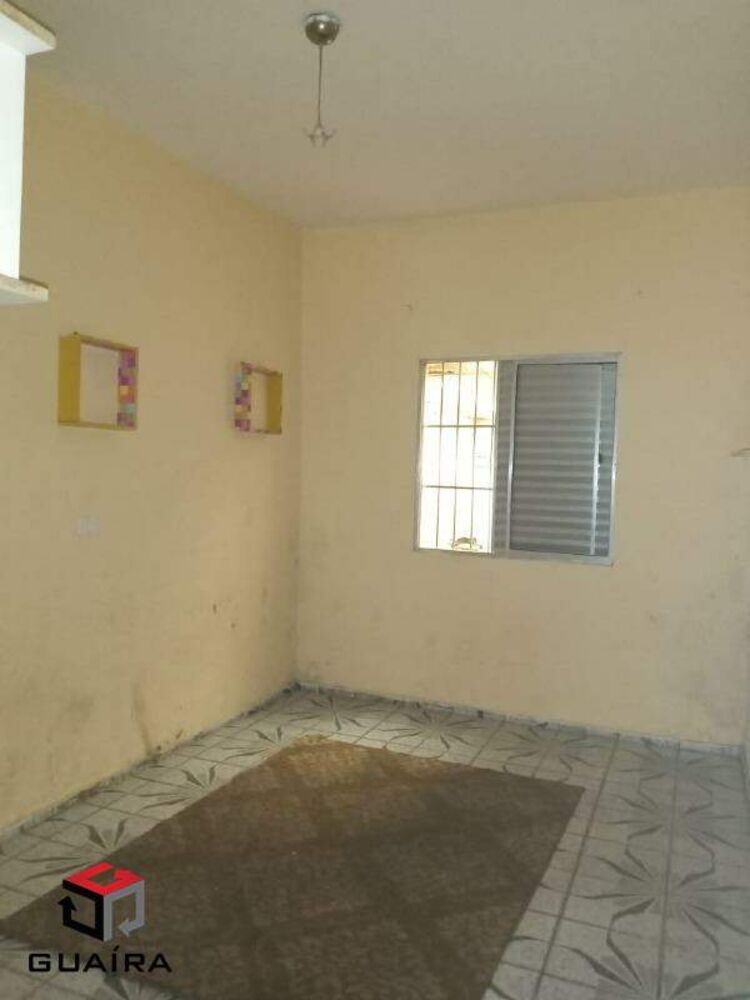 Casa à venda com 3 quartos, 100m² - Foto 4