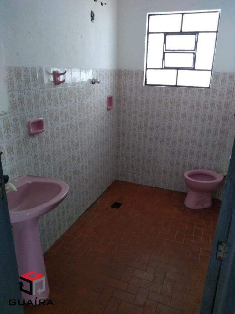 Casa à venda com 5 quartos, 191m² - Foto 2