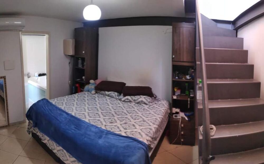 Sobrado à venda com 4 quartos, 250m² - Foto 4