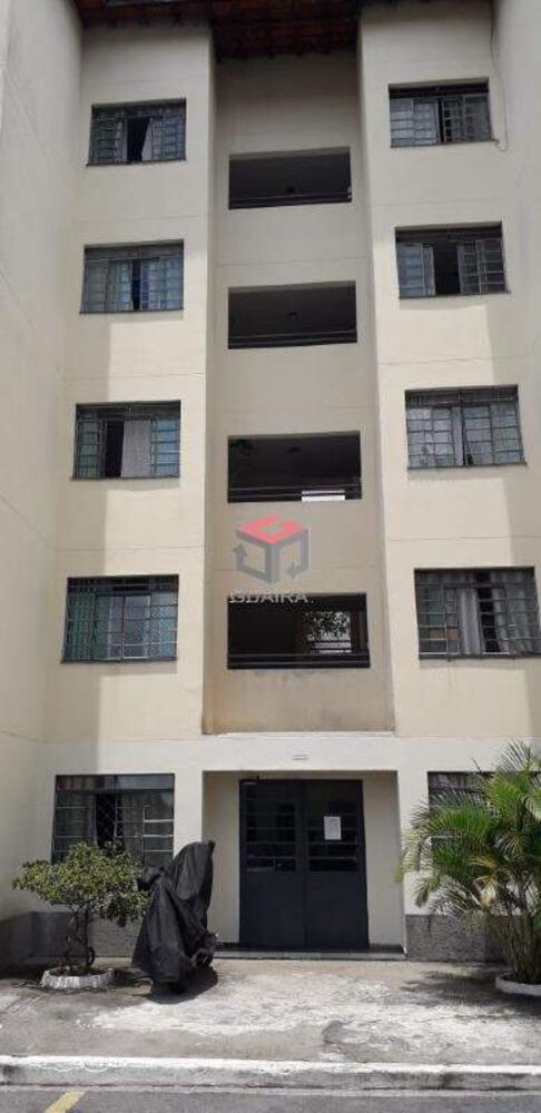 Apartamento à venda com 2 quartos, 47m² - Foto 2