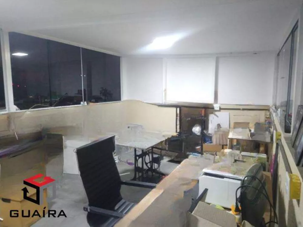 Sobrado à venda com 3 quartos, 252m² - Foto 3