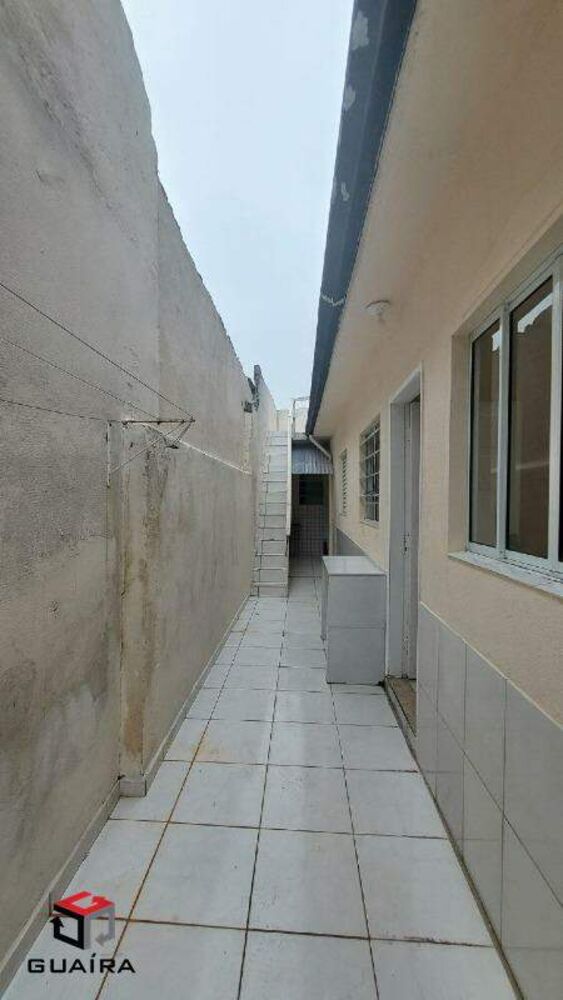 Casa à venda com 2 quartos, 117m² - Foto 2