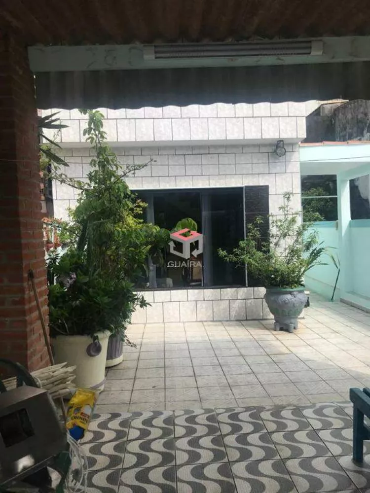 Sobrado à venda com 3 quartos, 240m² - Foto 11