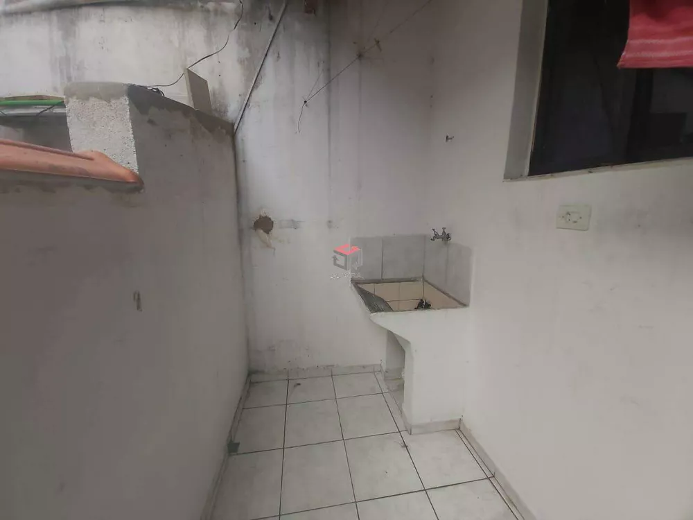 Casa Comercial à venda com 6 quartos, 158m² - Foto 7