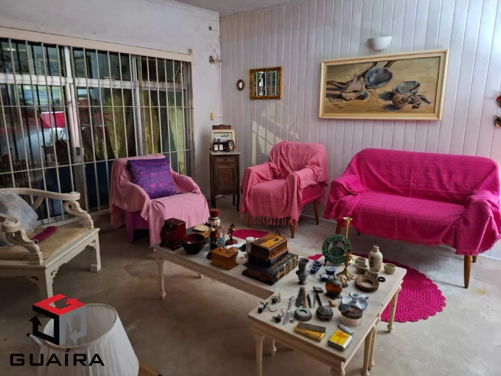 Sobrado à venda com 4 quartos, 241m² - Foto 1