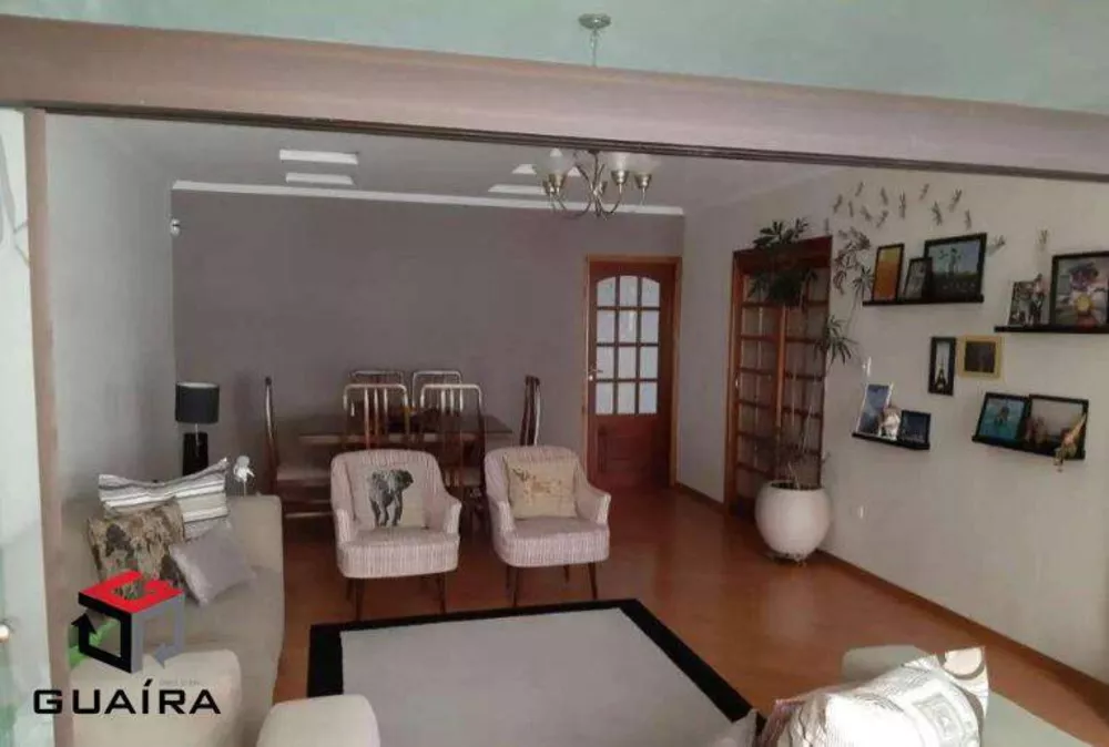 Casa à venda com 3 quartos, 236m² - Foto 2