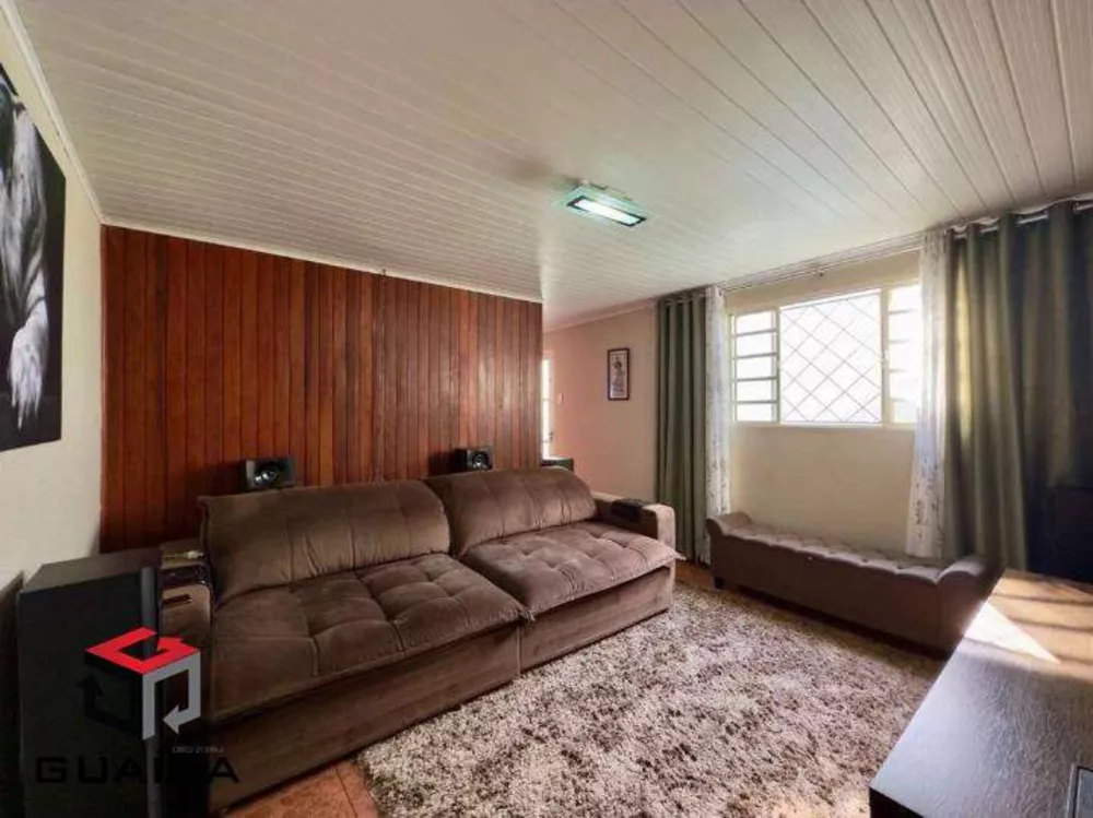 Casa à venda com 4 quartos, 197m² - Foto 2