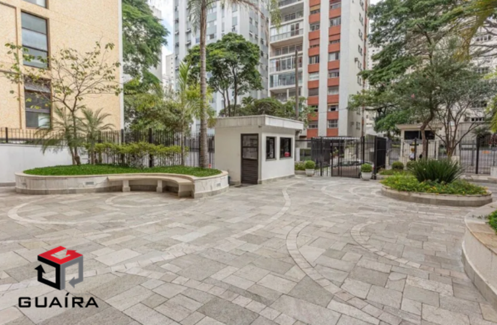 Apartamento à venda com 3 quartos, 250m² - Foto 4